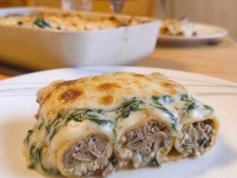 Verse canneloni met truffel, duo van paddenstoel en spinazie 2 pers.